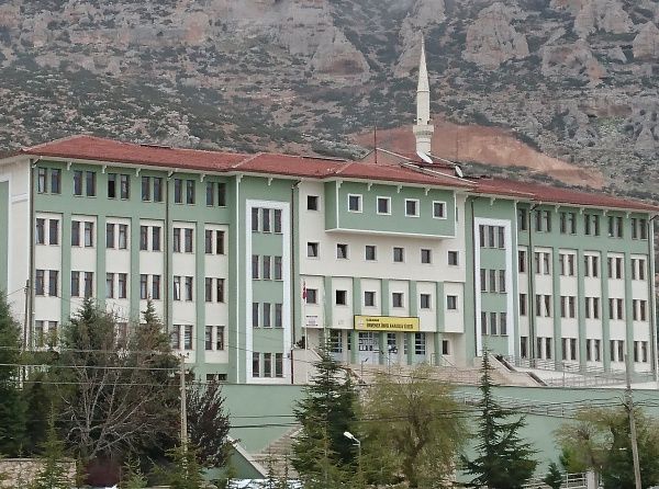 Ermenek Borsa İstanbul Anadolu Lisesi Fotoğrafı